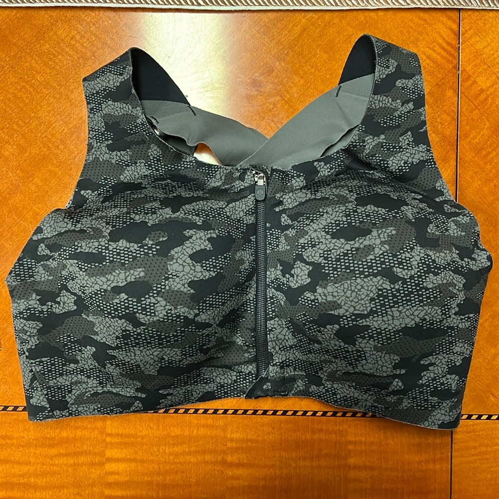 Lululemon Enlite sports bra size 36DD